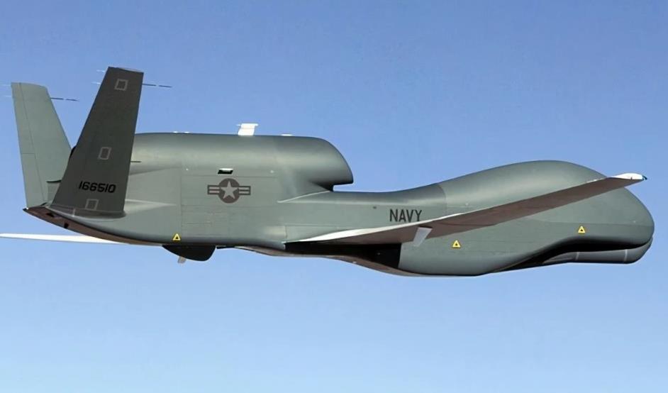 無(wú)人機(jī):戰(zhàn)場(chǎng)“多面手”作用日益凸顯 無(wú)人機(jī):戰(zhàn)場(chǎng)“多面手”作用日益凸顯